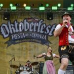 Oktoberfest Chile llega con 250 mil litros de cerveza 2 Oktoberfest Chile