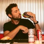 Budweiser celebró San Valentín haciendo el match perfecto: Bud & Burgers 4 Bud & Burger