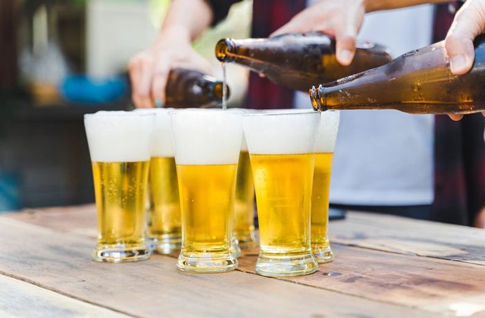 AB InBev recompra 531.748 acciones propias por más de 38 millones de euros en cinco días 10 AB InBev recompra 531.748 acciones propias por más de 38 millones de euros en cinco días