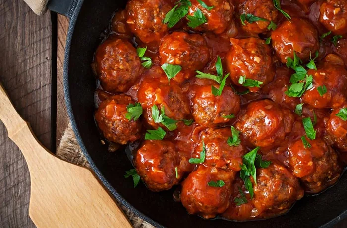 Albóndigas a la cerveza Stout en salsa de tomate: receta paso a paso 2 albóndigas a la cerveza stout en salsa de tomate sartén