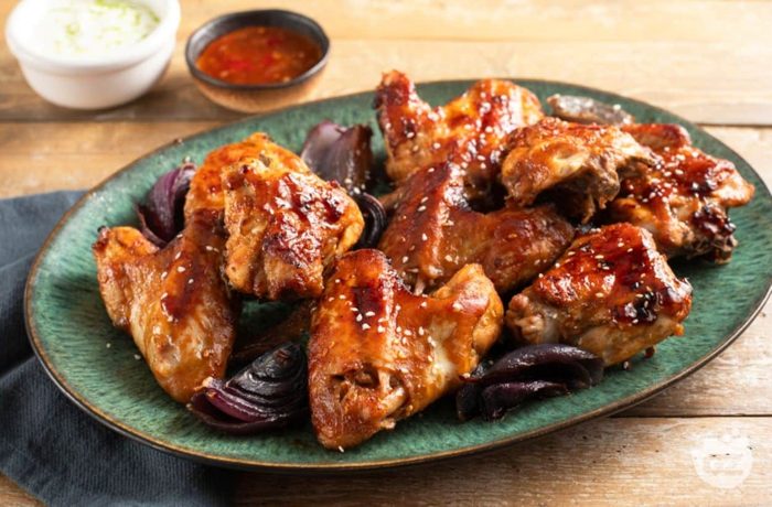 Alitas de pollo a la cerveza negra: la receta de Jimena Monteverde en La Cocina Rebelde 31 Alitas de pollo a la cerveza negra glaseadas con salsa de soja, receta de Jimena Monteverde en La Cocina Rebelde