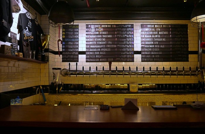 Cómo los tap rooms están revolucionando la relación entre cerveceros y consumidores