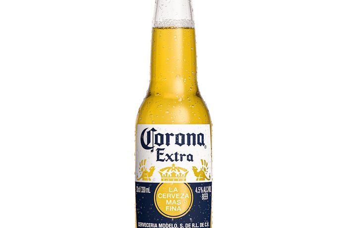 Corona reduce su botella a 330 ml en Australia y ajusta el precio recomendado al nuevo formato