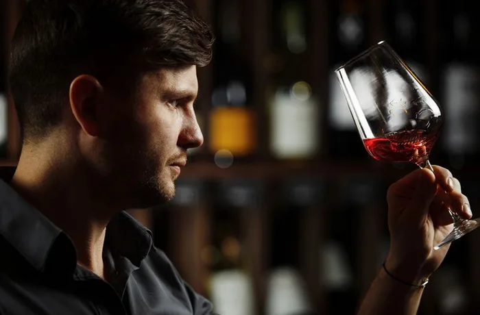 Investigadores desarrollan un inmunoensayo que detecta melatonina en el vino de forma más rápida y precisa 5 Investigadores desarrollan inmunoensayo para detectar melatonina en vino — Food Chemistry 2026