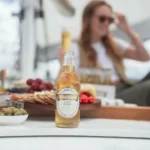 Kunstmann lanza Lager Blanc, una nueva cerveza valdiviana que apuesta por la frescura y lo esencial