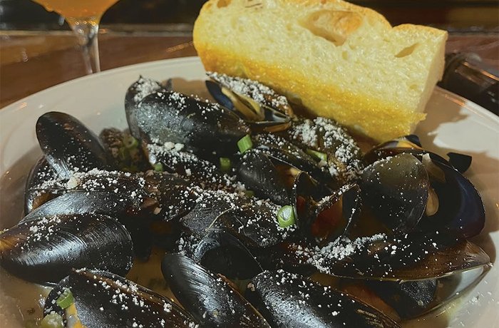 Mejillones con Wild Ale receta Noble Creature Wild Ales Lagers Ohio