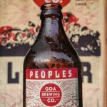 Cervezas artesanales indias en una taproom con ingredientes locales como mango y coriandro
