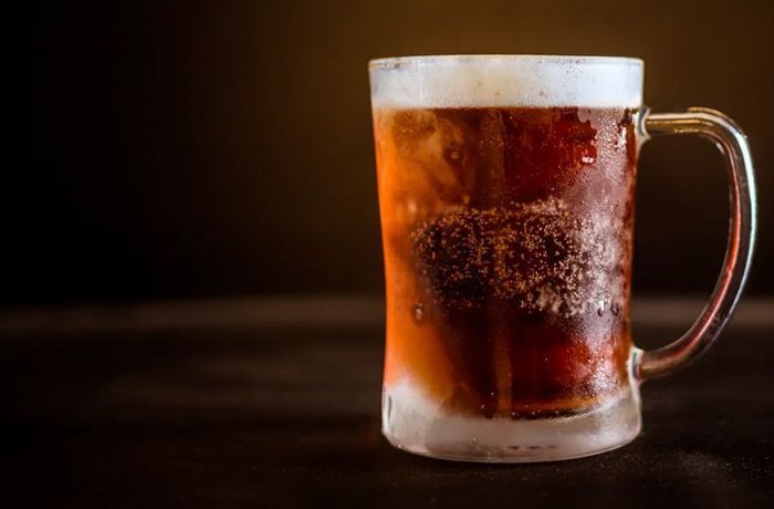 Mitos alimentarios de verano: la cerveza y la hidratación
