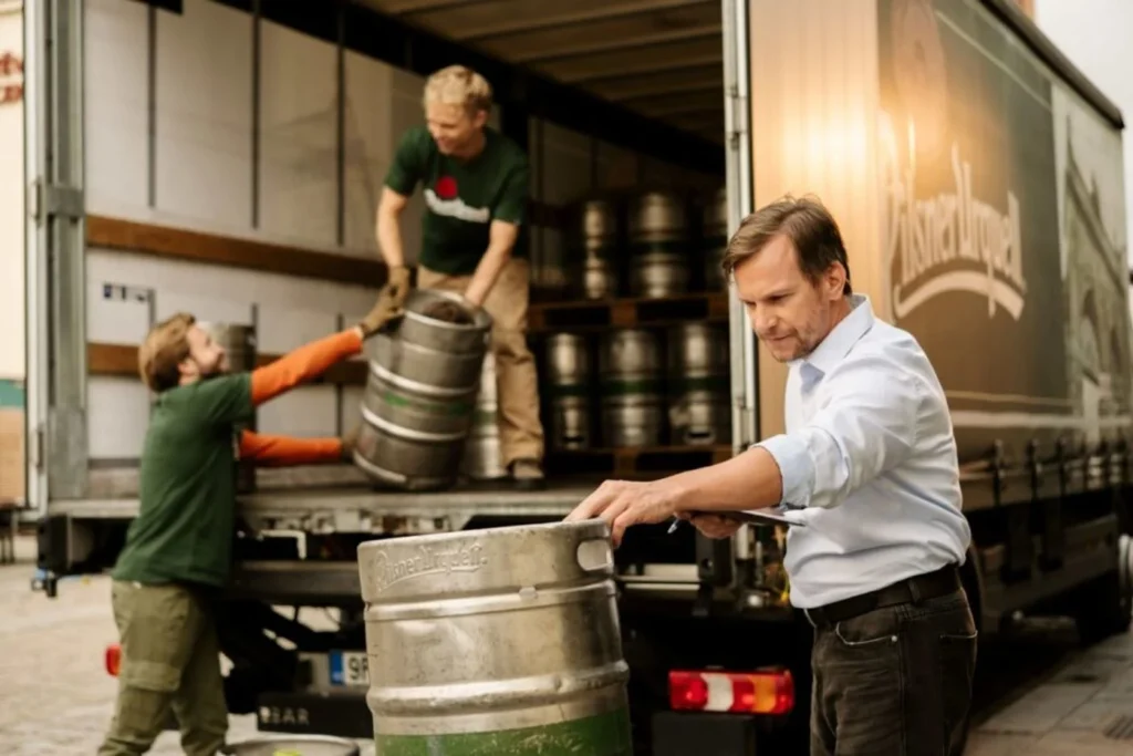 Pilsner Urquell exportó 1,82 millones de hectolitros en 2025, un 7,9% menos por la caída de la demanda en Europa 1 Pilsner Urquell exportó 1,82 millones de hectolitros en 2025, un 7,9% menos por la caída de la demanda en Europa
