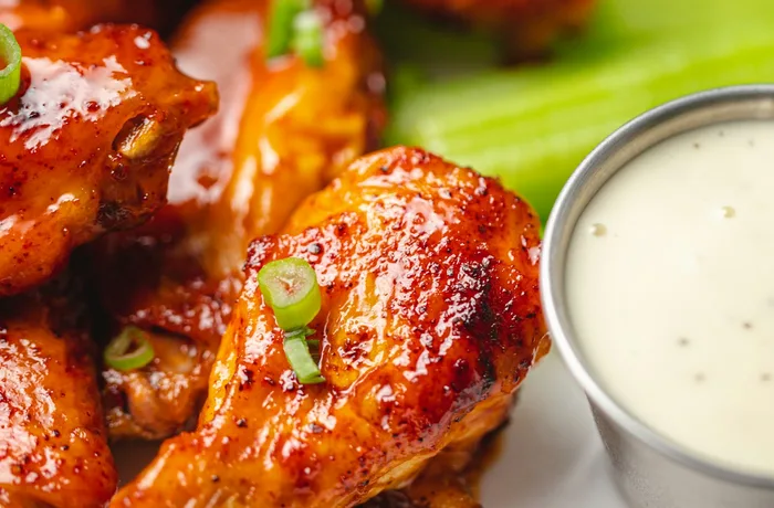 pollo sentado cerveza artesana horno
