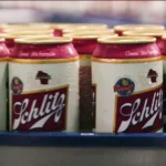 Adiós a Schlitz, la cerveza que hizo famosa a Milwaukee, tras 177 años de historia