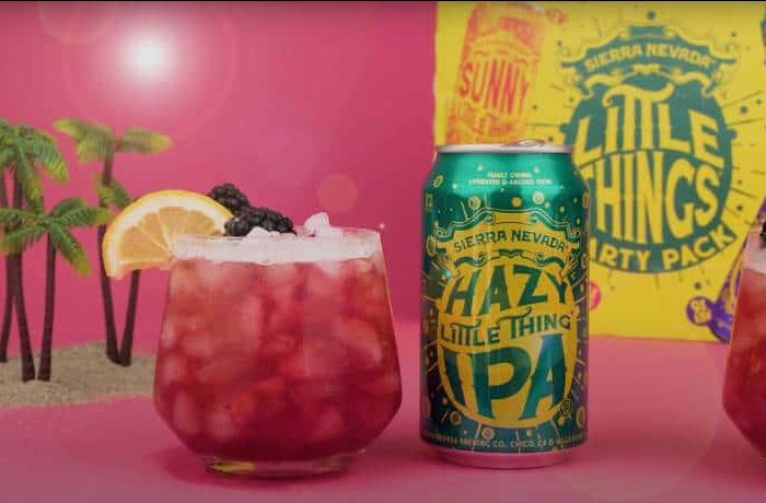 El Sierra Nevada Hazy Little Bramble, el cóctel de verano que mezcla gin, moras y una IPA afrutada 3 Sierra Nevada Hazy Little Bramble — cóctel de verano con gin, moras frescas y Hazy Little Thing IPA