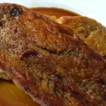 Torrijastout: torrijas con almíbar de cerveza Imperial Stout