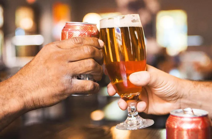 Vienna Lager en vaso con color ámbar rojizo — el estilo cervecero que nació en Austria y triunfó en México