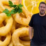 Calamares fritos con rebozado de harina y cerveza fría, técnica de chefs andaluces