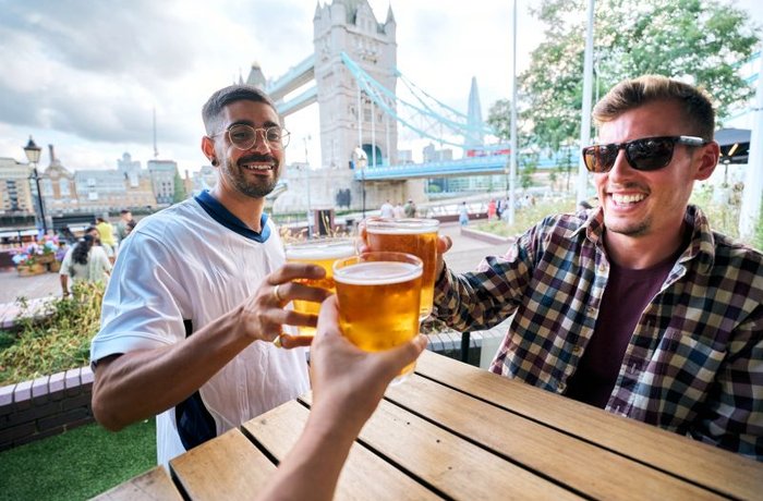cerveza sin alcohol bares Reino Unido Square
