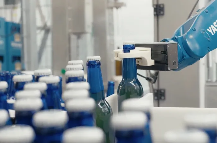 Botellas de cerveza ReUSE BREW elaborada con agua residual tratada por Xylem