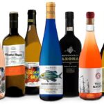 Selección de siete vinos para llevar a la playa en verano: albariño, manzanilla, verdejo, rosado y clarete