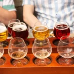 Qué es el zitoturismo, la nueva forma de viajar que gira en torno a la cerveza