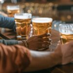 Pub tradicional escoces que representa el aporte economico de la cerveza y los pubs a Escocia