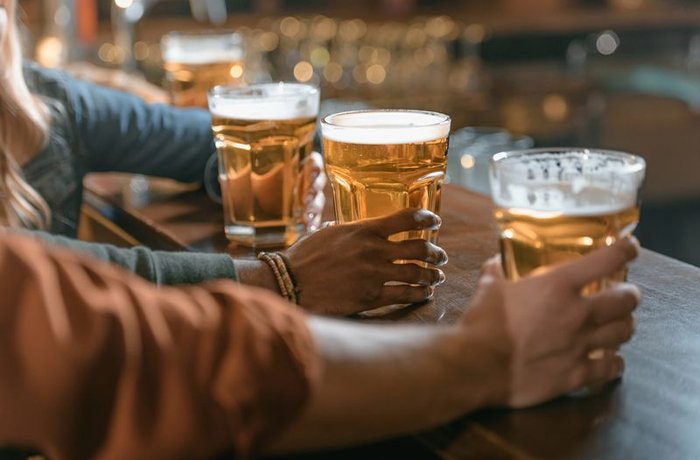 Pub tradicional escoces que representa el aporte economico de la cerveza y los pubs a Escocia
